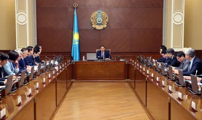 Правительство было слабым и техническим