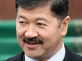 Капитал - Утемуратов планирует объединить свои активы