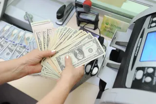 Капитал - Тенге по итогам недели не смог восстановить позиции