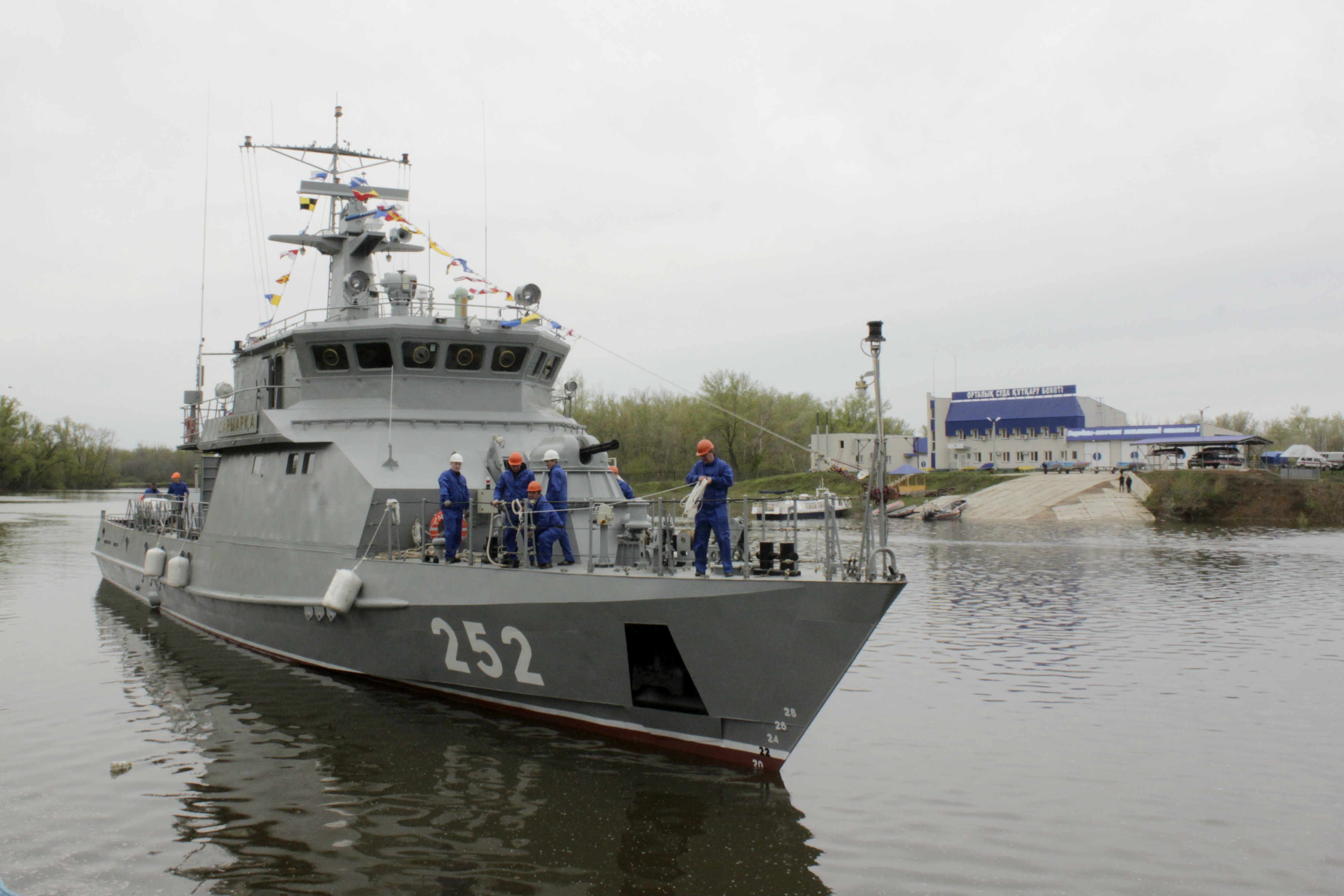 В Уральске спустили на воду корабль Сарыарка- Kapital.kz