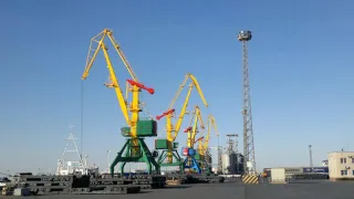 Капитал - Логистический терминал появится в СЭЗ Морпорт Актау