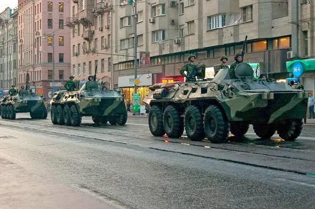 Под Луганском завязался танковый бой