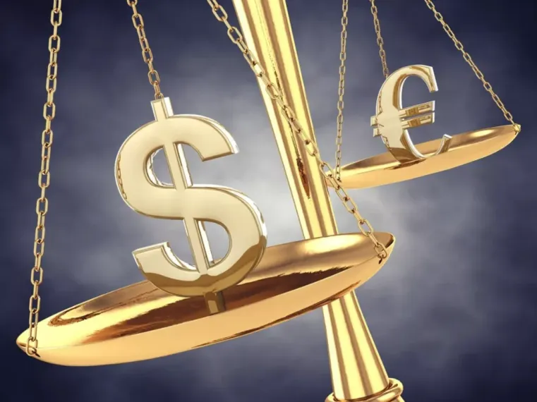 Капитал - ЕС намерен ослабить международное влияние доллара