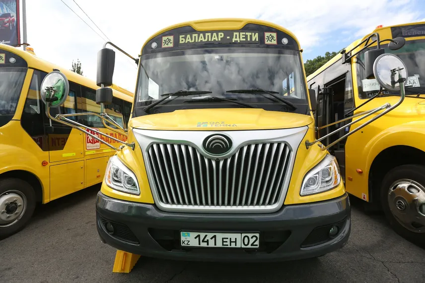 Капитал - В следующем году в Алматы закупят еще 50 автобусов для школ