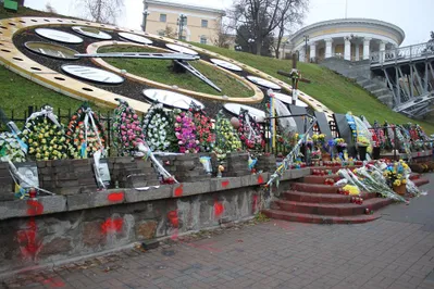 Майдан памяти