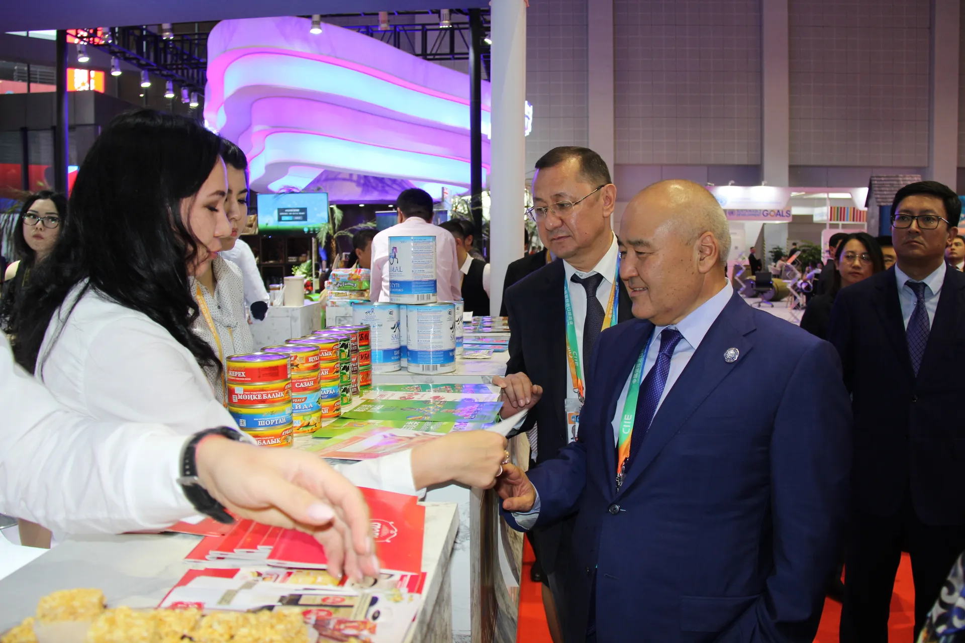 Капитал - Из Казахстана в Китай отправят 15 тысяч тонн меда