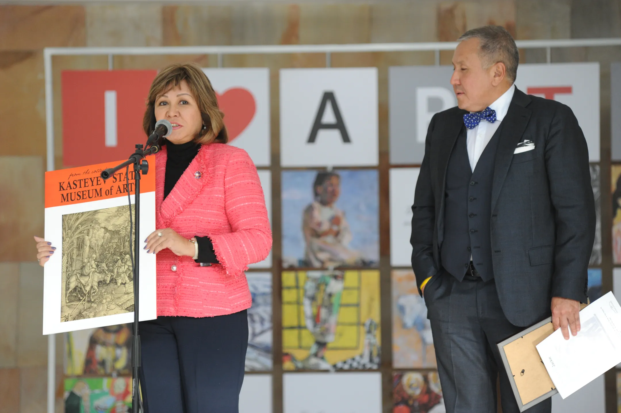 Нурлан Смагулов подарил музею имени Кастеева картину Энди Уорхола - Image Kapital.kz