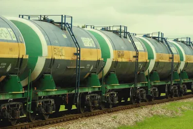 Казахстан ввел временный запрет на ввоз дизтоплива