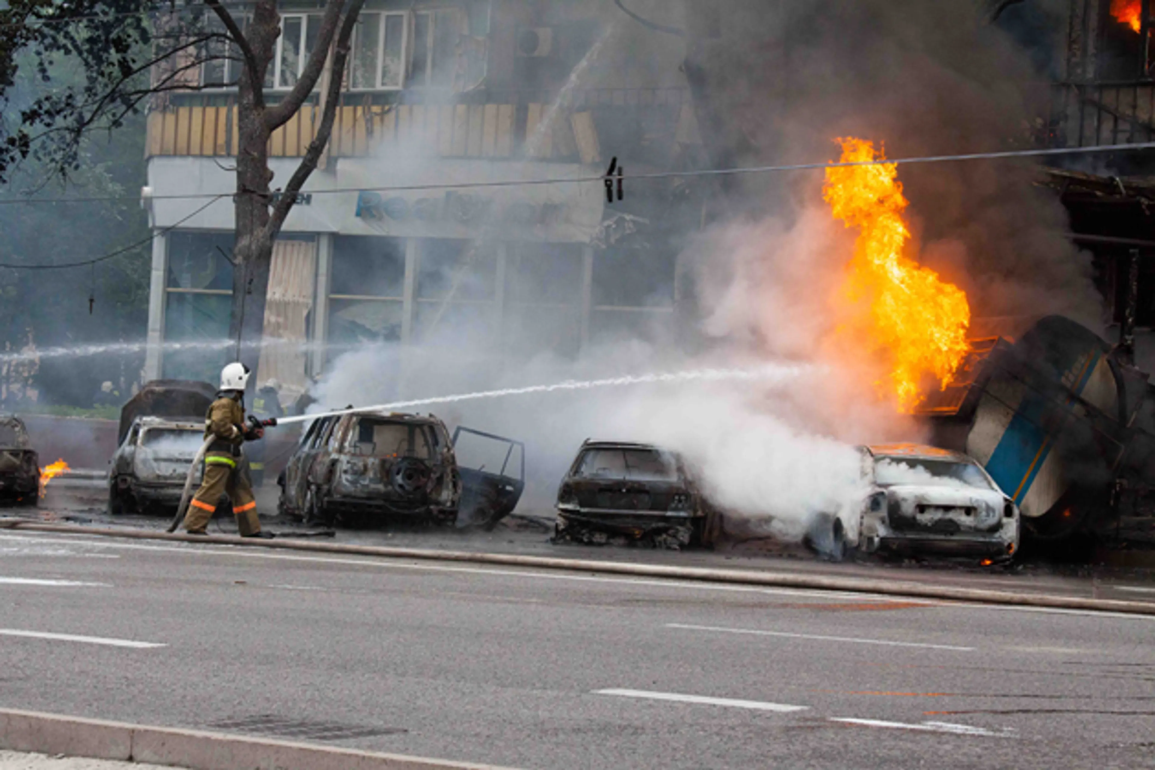 Капитал - Взорвавшийся бензовоз должны были списать