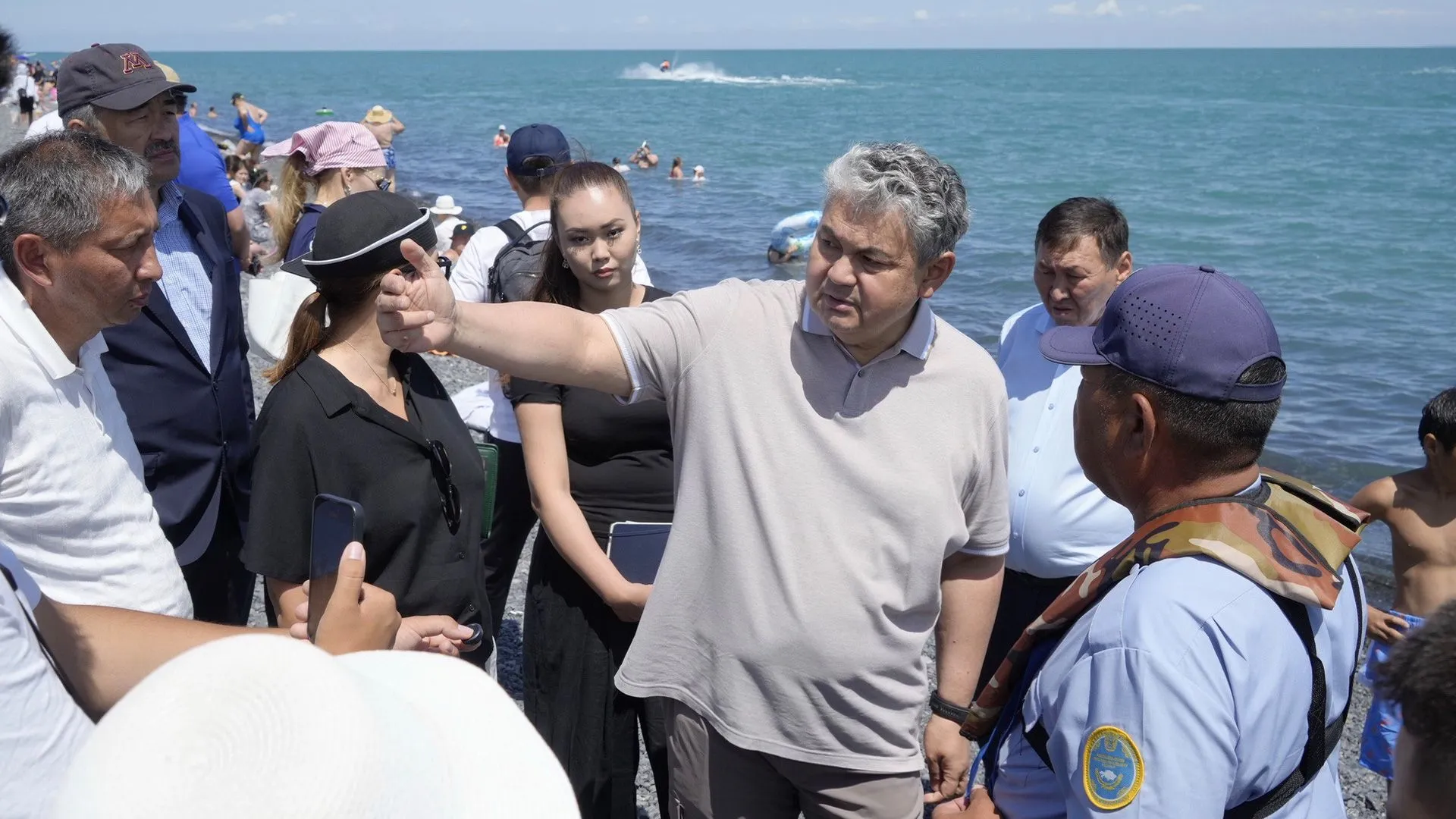 О ситуации в туристических зонах Казахстана высказался вице-премьер