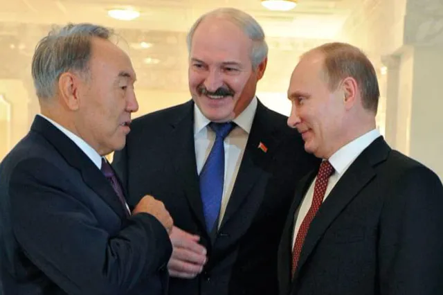 Назарбаев, Лукашенко и Путин готовы встретиться с Порошенко