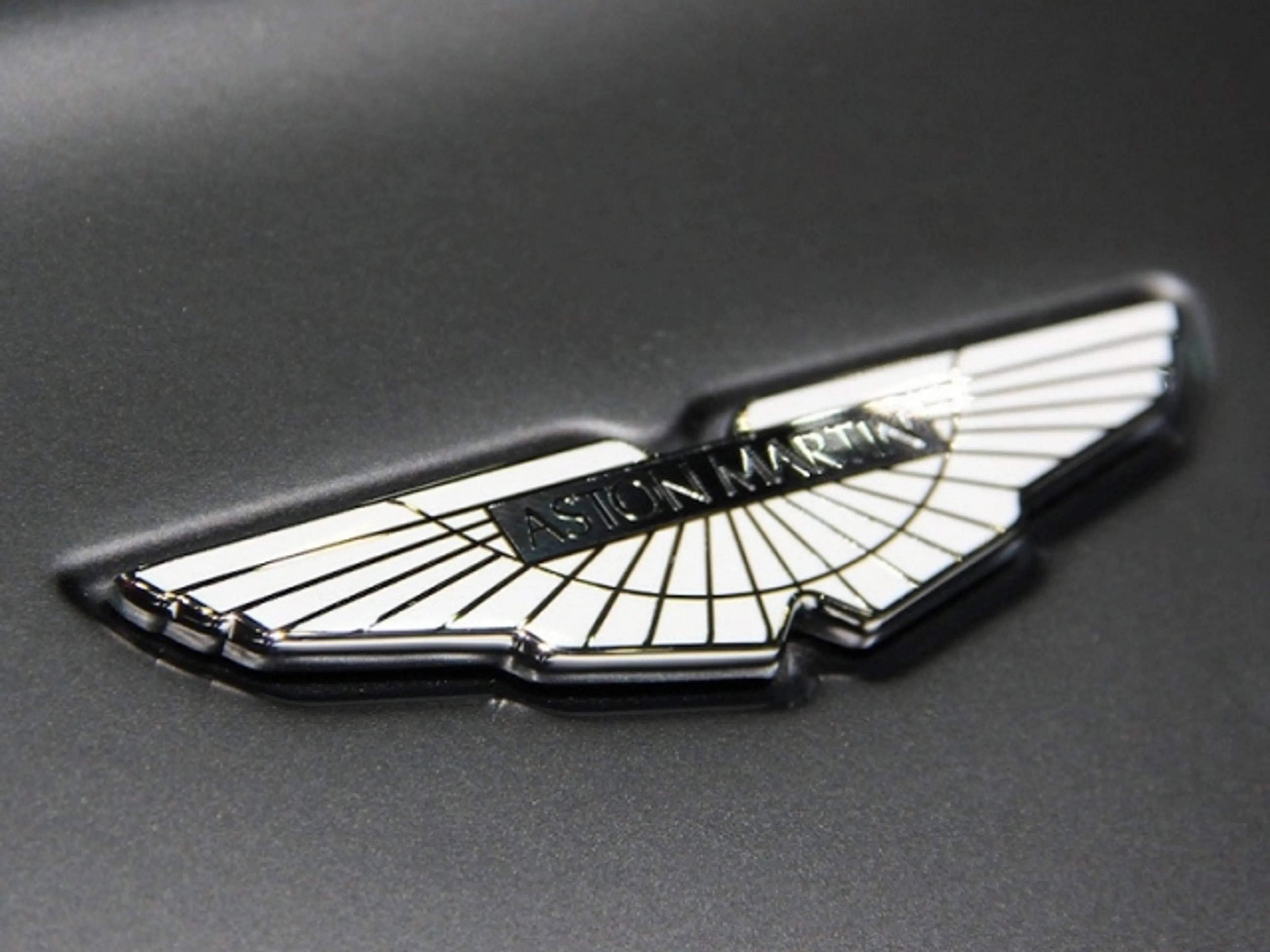 Капитал - Aston Martin терпит убытки