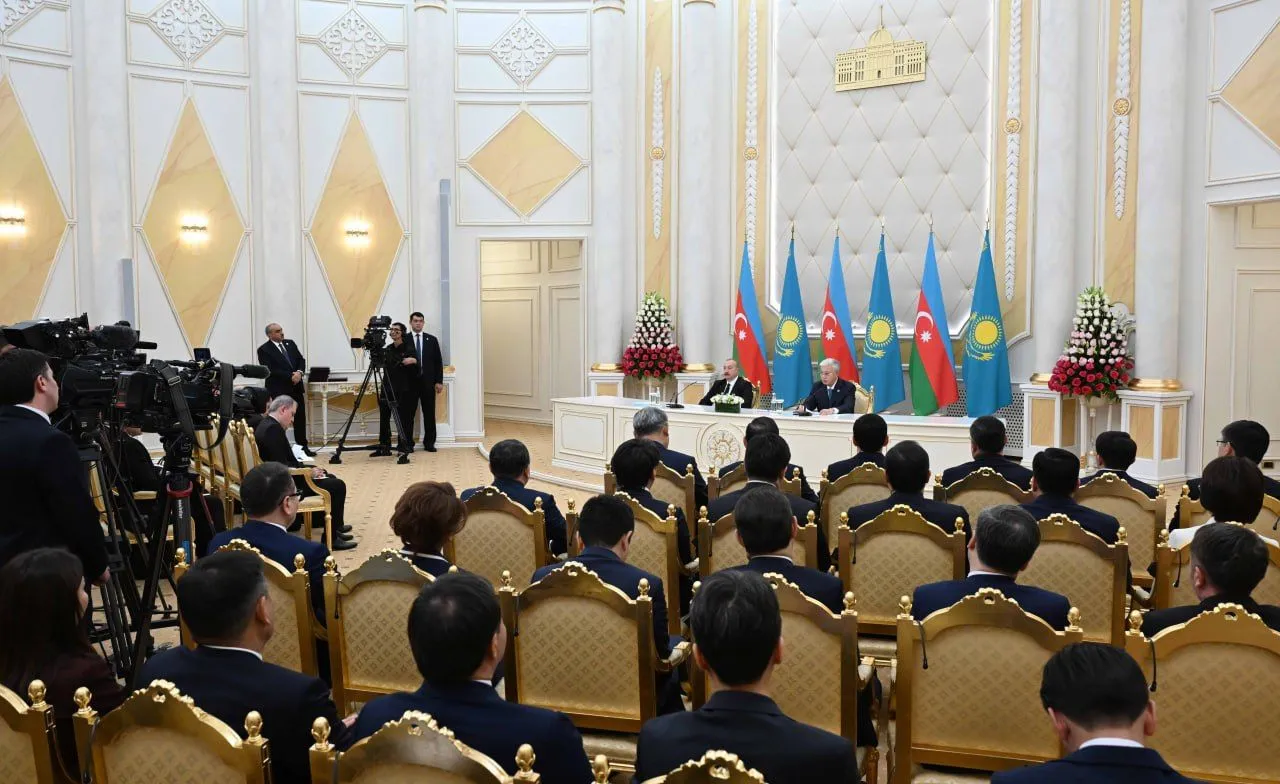 Обсуждается создание новой паромной системы для экспорта грузов по Каспию