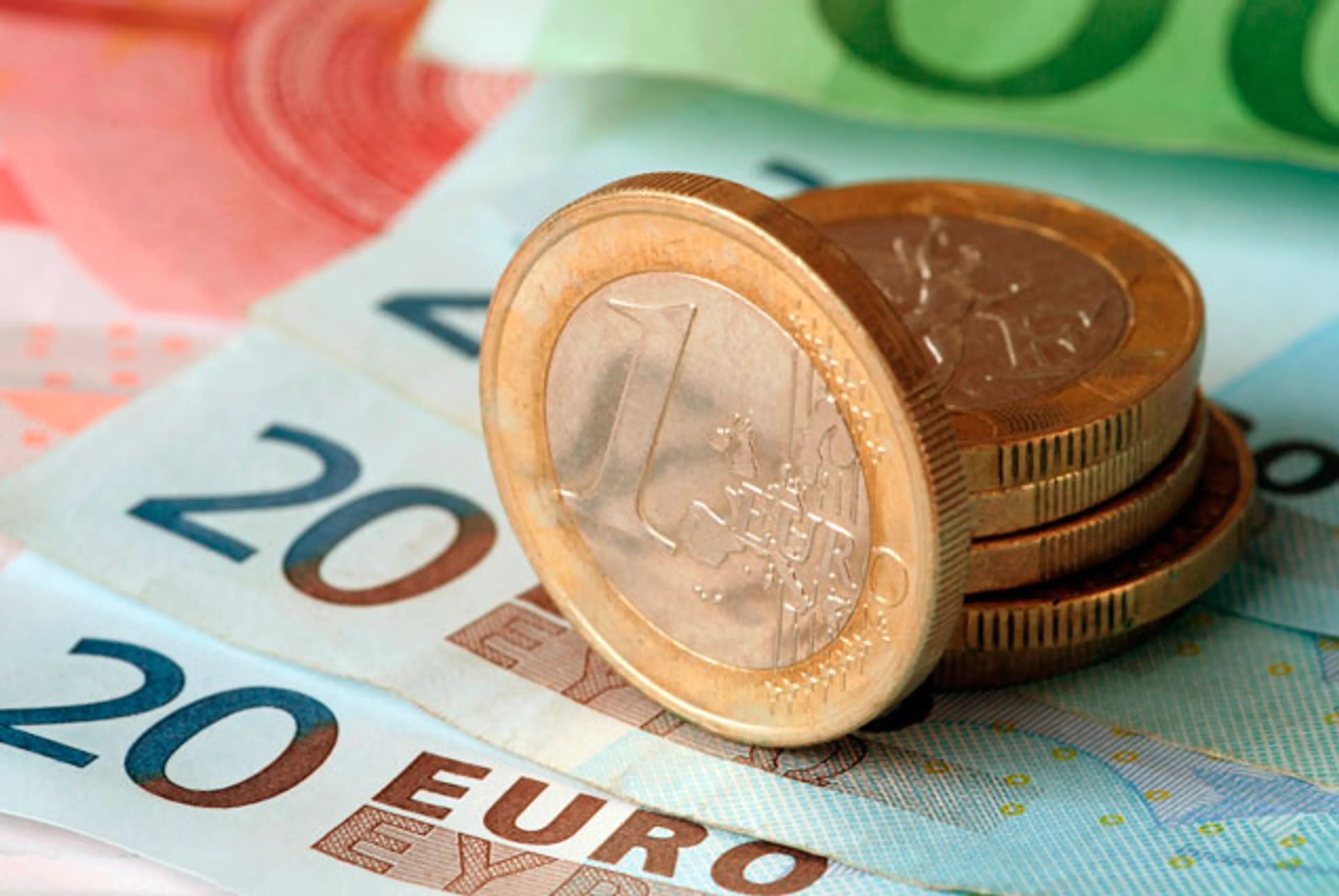 Капитал - Большинство литовцев против перехода на евро