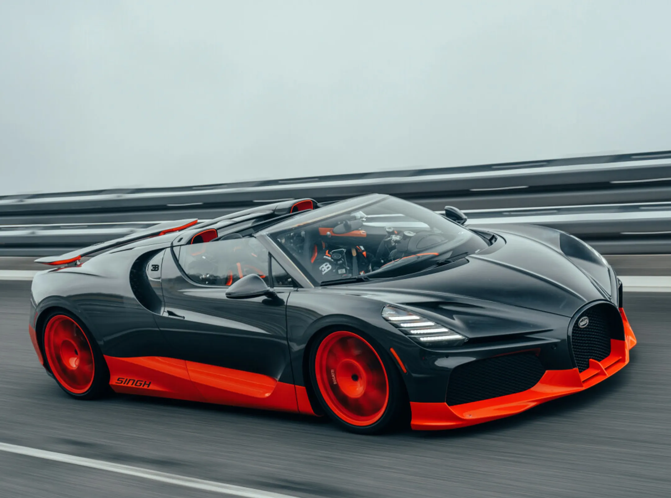 Рекорды Xiaomi, спайдер Bugatti и Jaguar новой эры - Image Kapital.kz