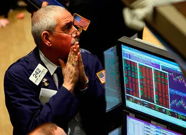 Нефть начинает дорожать