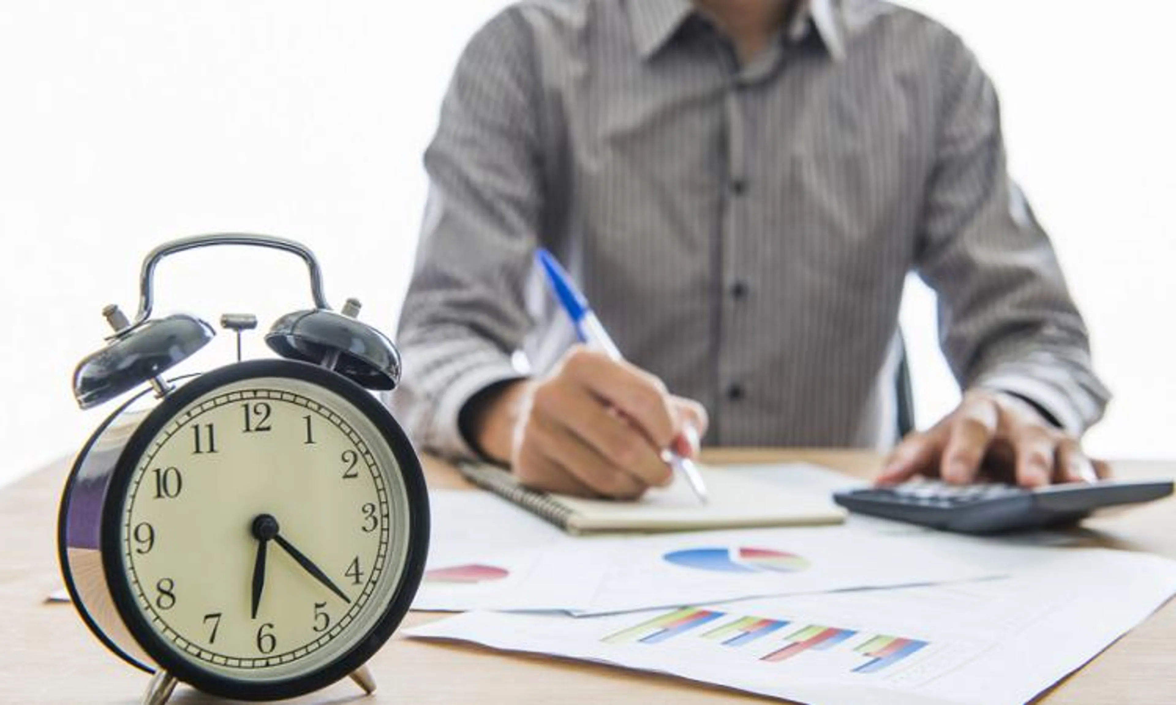 Капитал - Большинству казахстанцев не доплачивают за сверхурочную работу