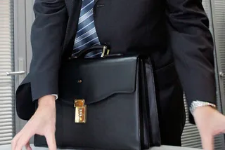 Капитал - Российское правительство в казахстанском белье?