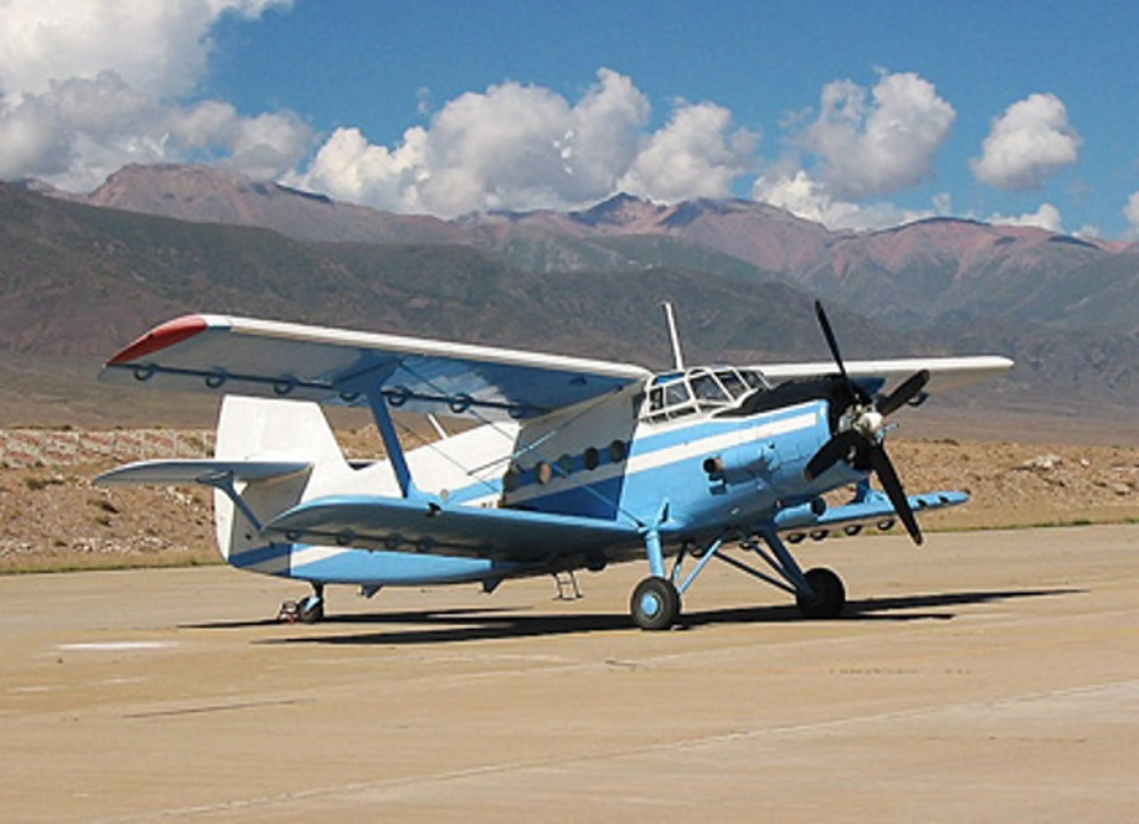 Капитал - Приостановлена работа авиакомпании Феникс