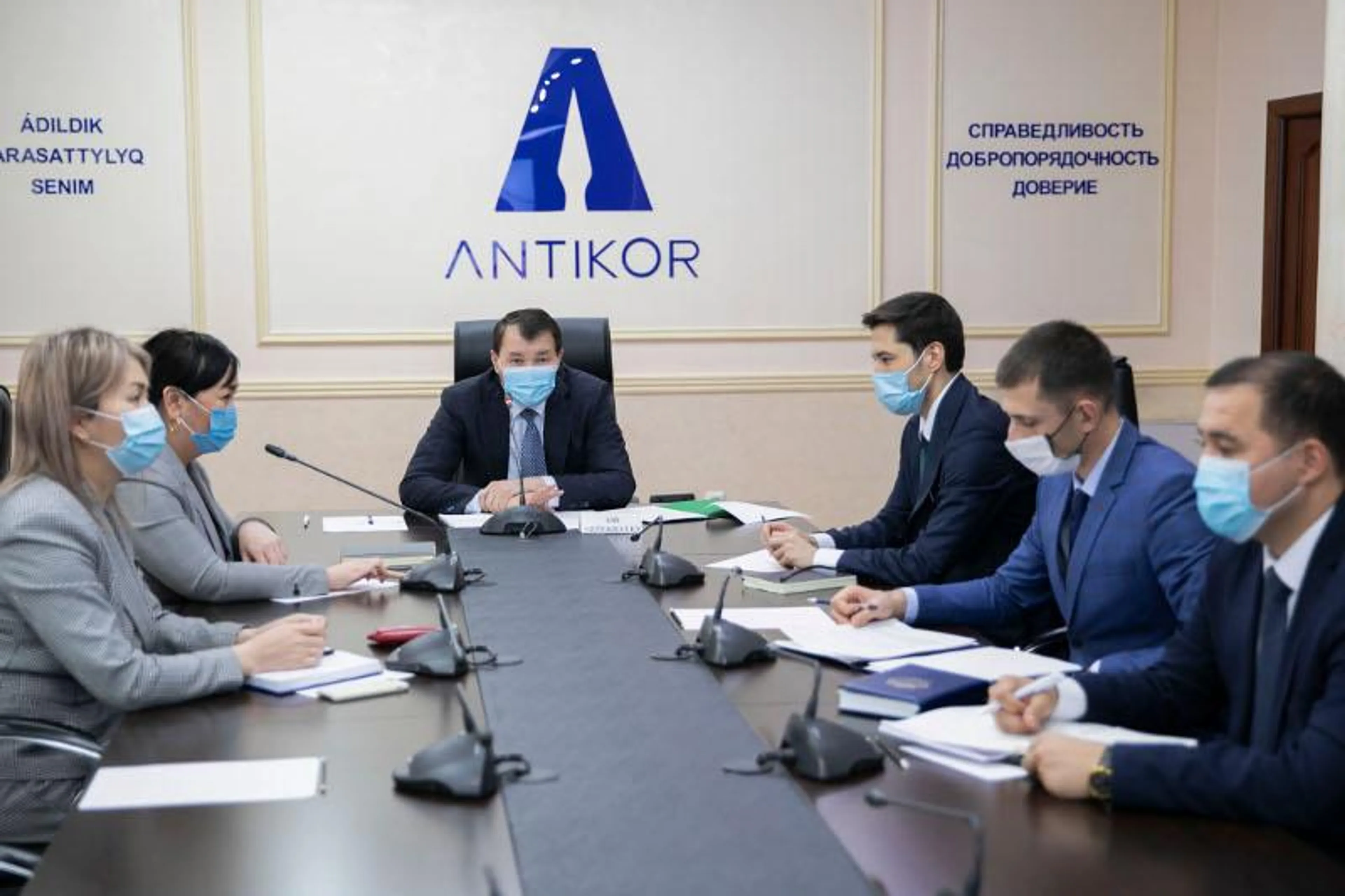 Капитал - Антикоррупционная политика в РК стала эффективнее