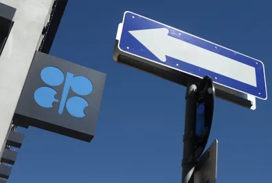 Выжмет ли Brent 70, когда он лежа жмет лишь 50?