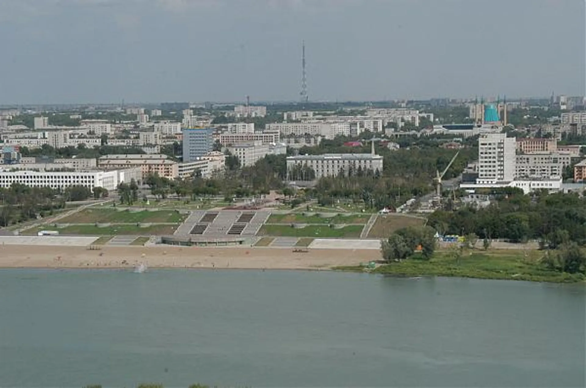 Капитал - Президент РК прибыл в Павлодарскую область