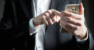 В суды Казахстана разрешили проносить гаджеты