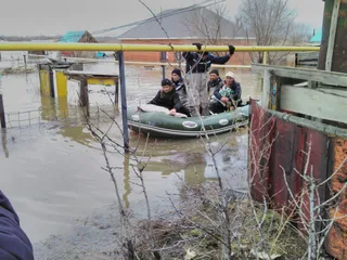 Капитал - В Атбасаре разрушена плотина, подтоплено 200 домов