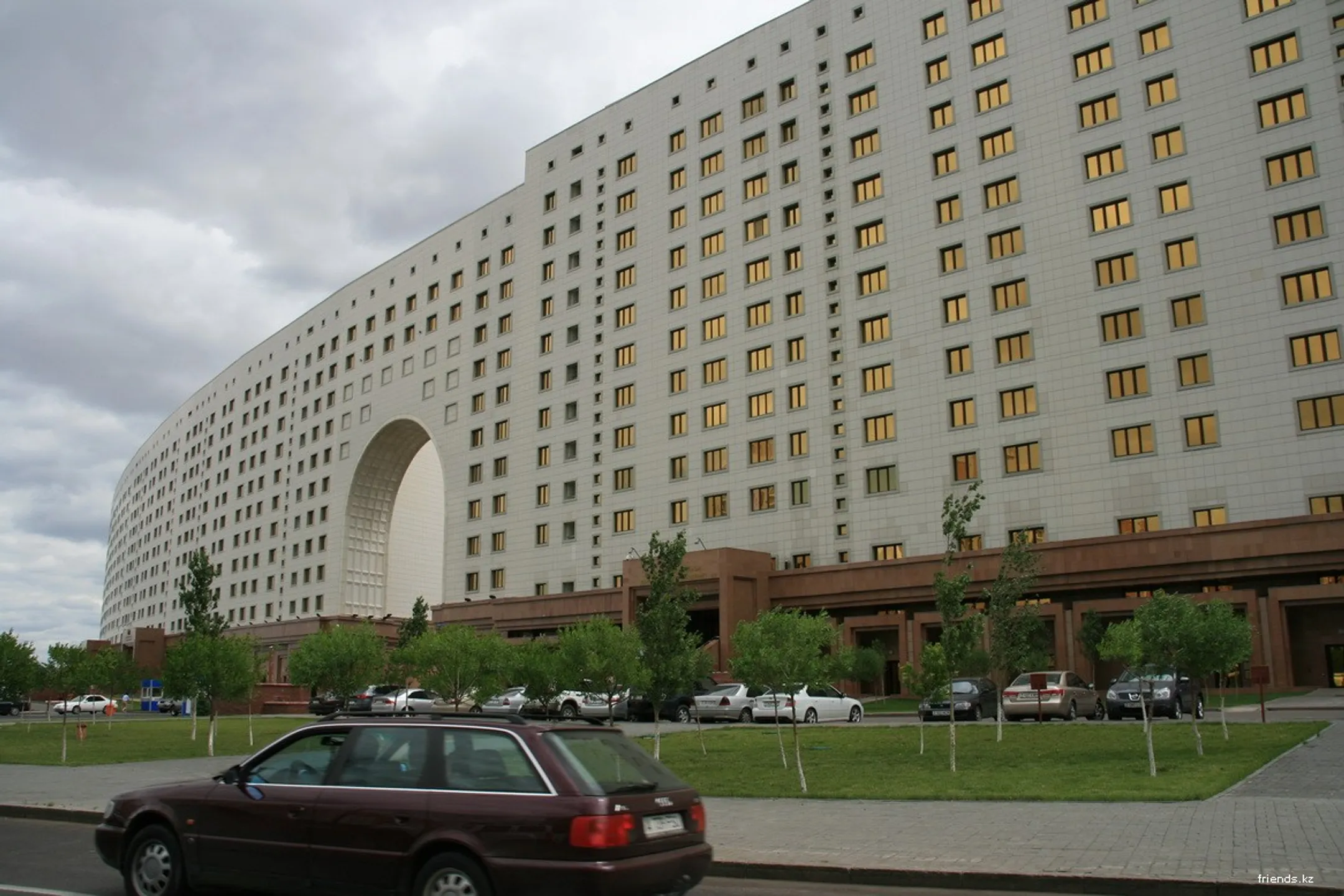 Изменения в закон о правительстве поддержал мажилис - Image Kapital.kz