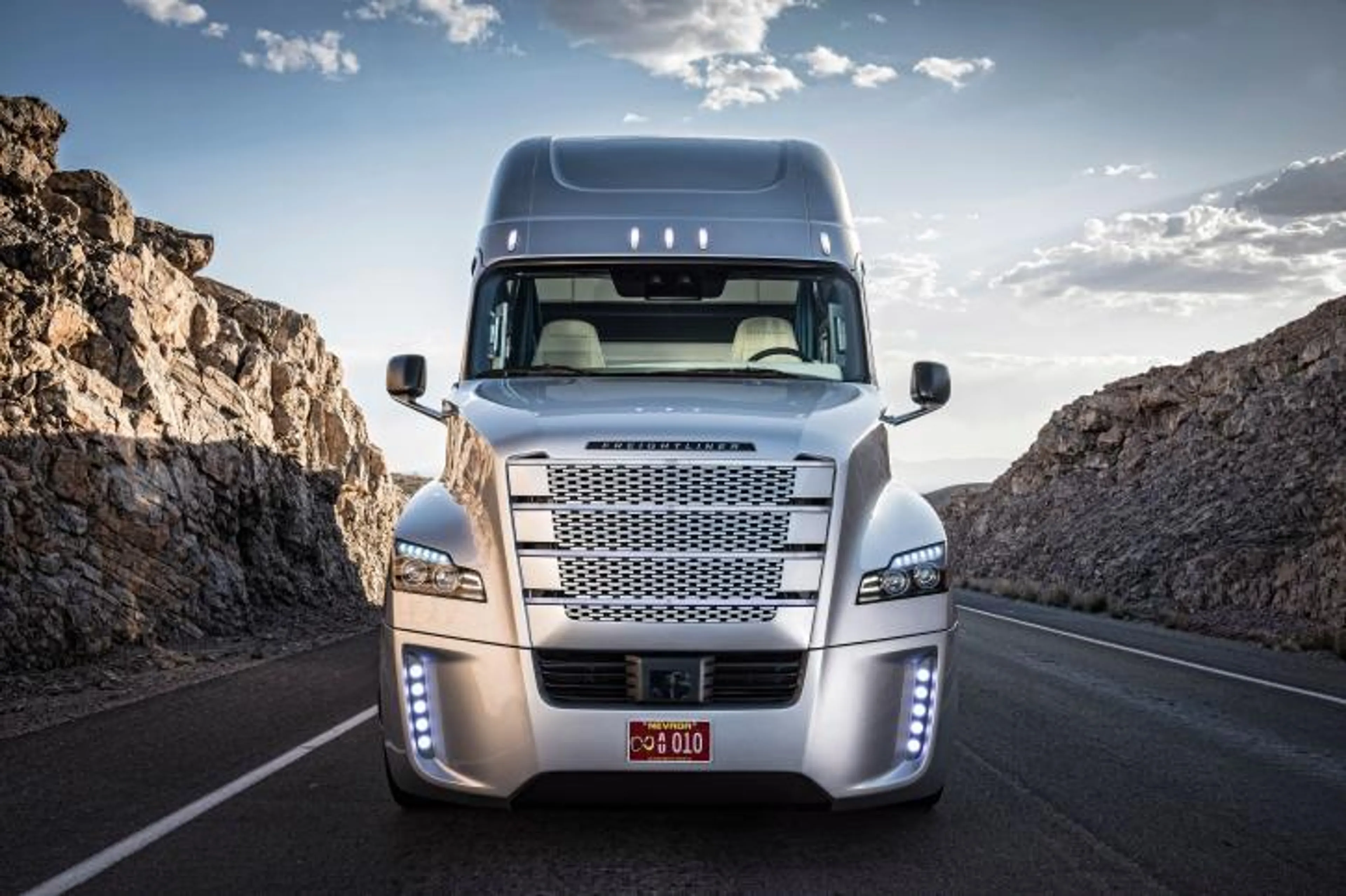 Капитал - Daimler выделяет 500 млрд евро на беспилотные грузовики