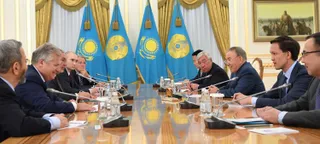 Капитал - Президент провел встречу с членами Международного консультативного совета