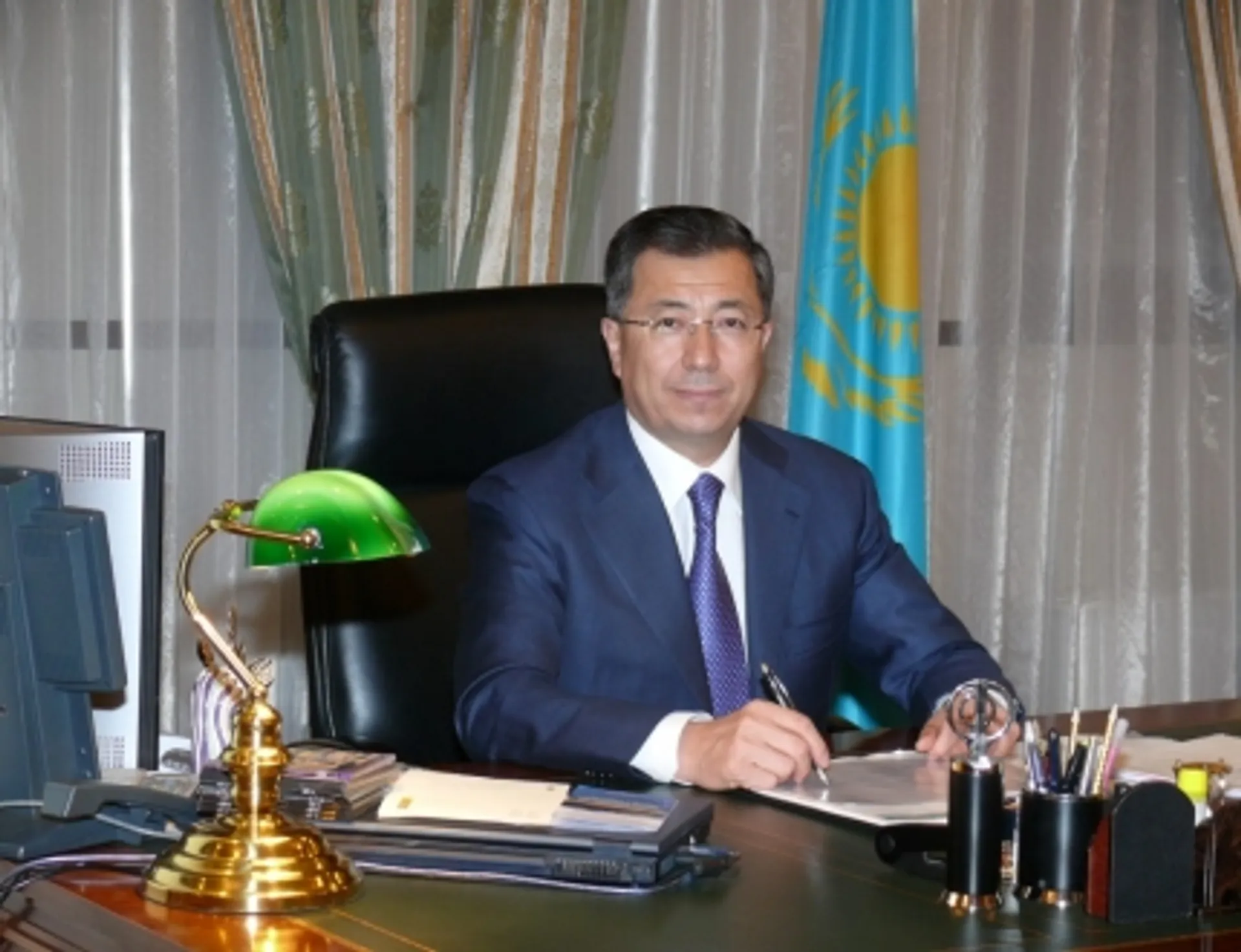 Капитал - Сменился аким Южно-Казахстанской области