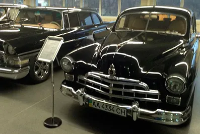 Под Киевом найдены раритетные авто Януковича