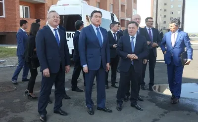 Аскар Мамин посетил предприятия Акмолинской области
