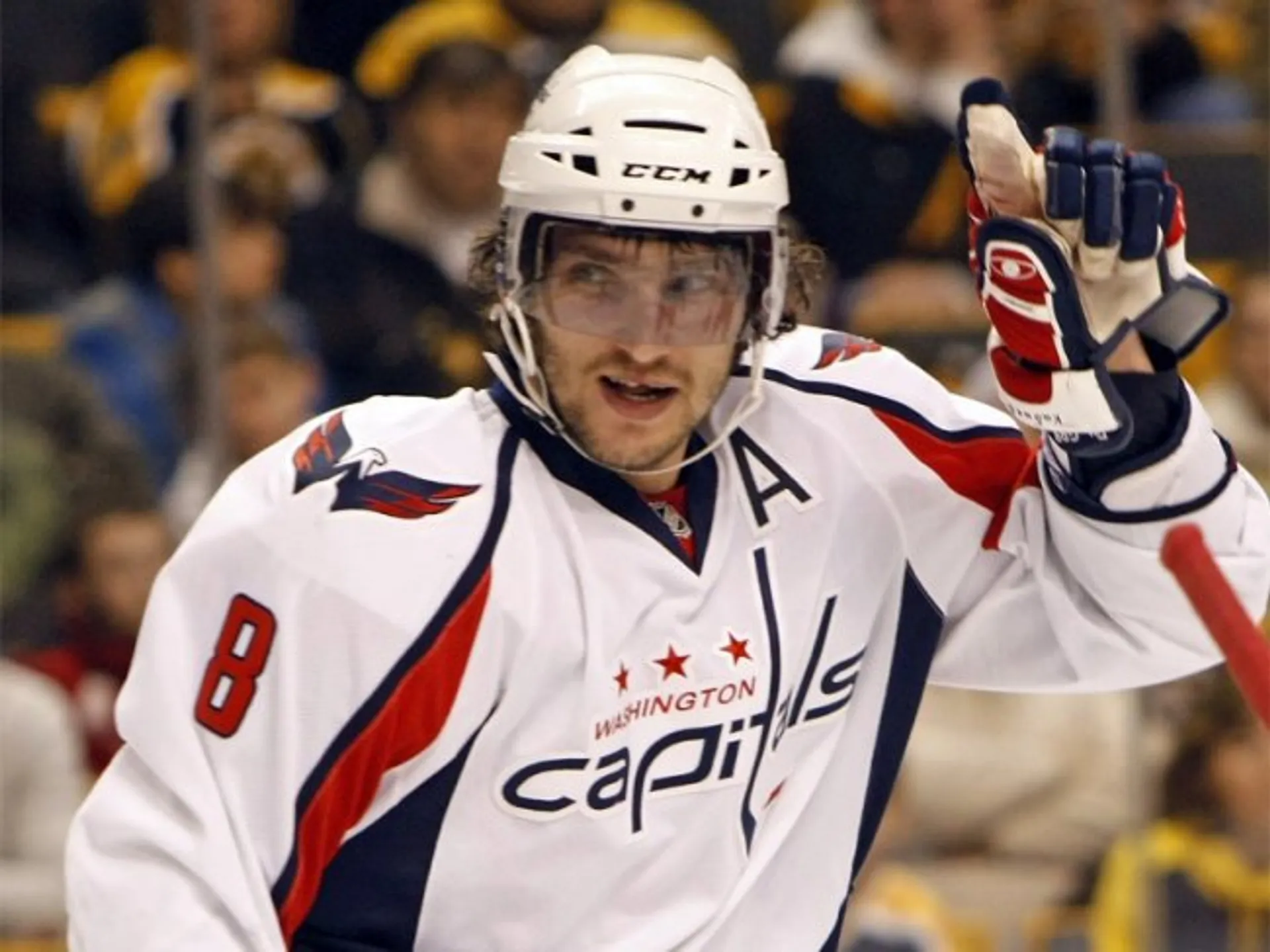 Капитал - Александр Овечкин стал лучшим игроком в истории «Вашингтона»