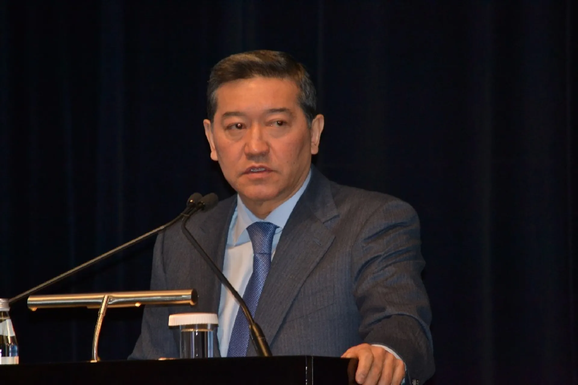 Капитал - Серик Ахметов проверил оборонные предприятия