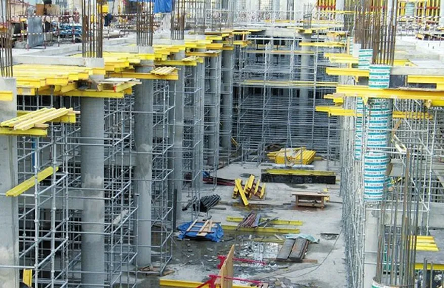 Капитал - В Алматы заморожено строительство 10 торговых центров