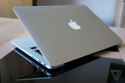 Новые MacBook Pro оснастят вторым дисплеем
