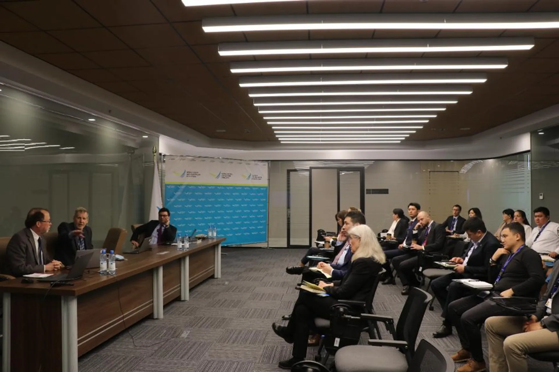 Капитал - Boeing проведет семинар для сотрудников коммерческой авиации РК