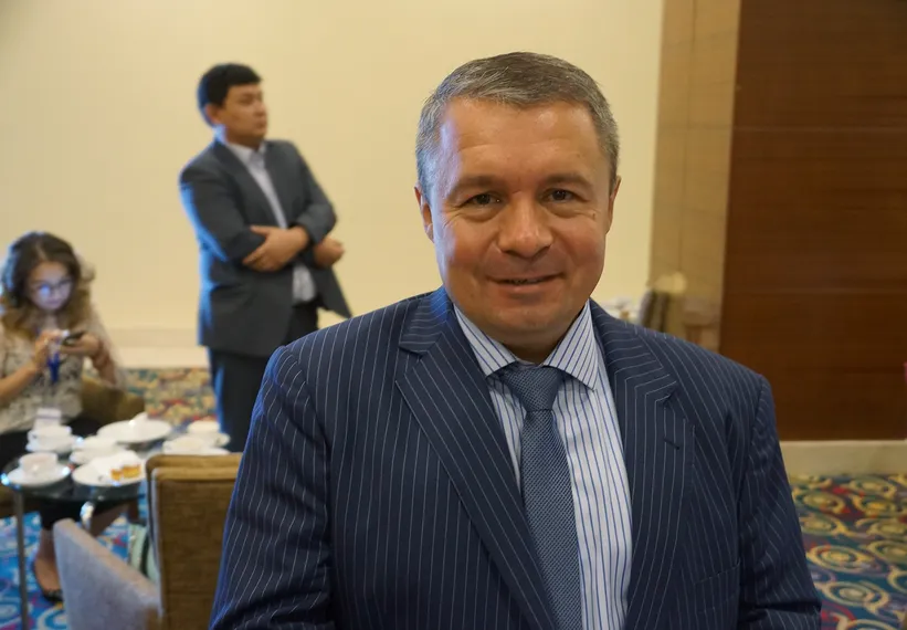Капитал - Михаил Ялбачев покинул пост руководителя морпорта Актау