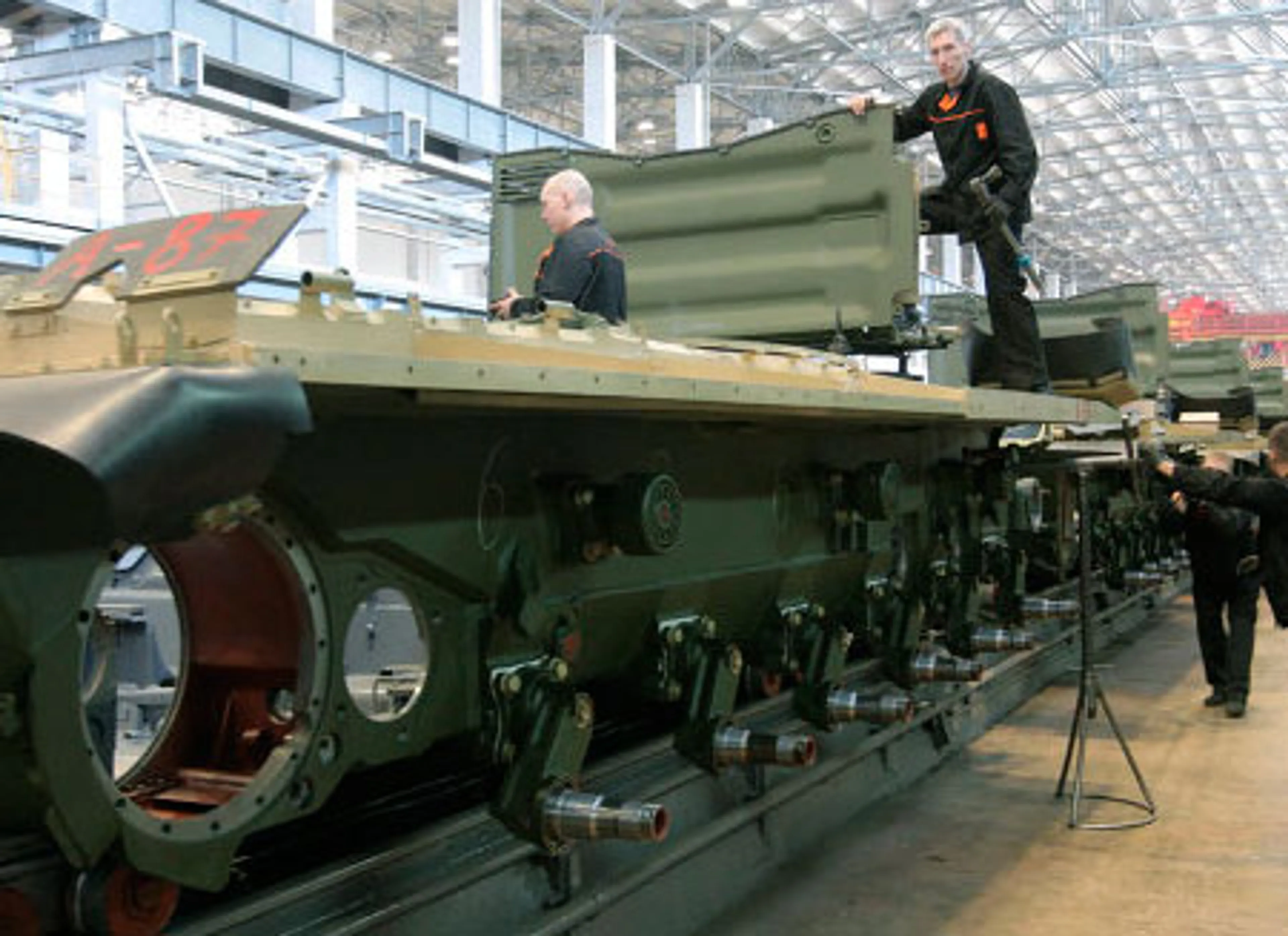 Капитал - Доходы 100 крупнейших оборонных компаний мира упали