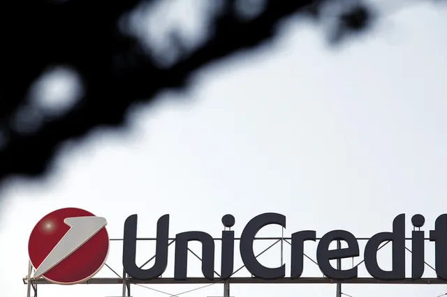 UniCredit может объединиться с Societe Generale