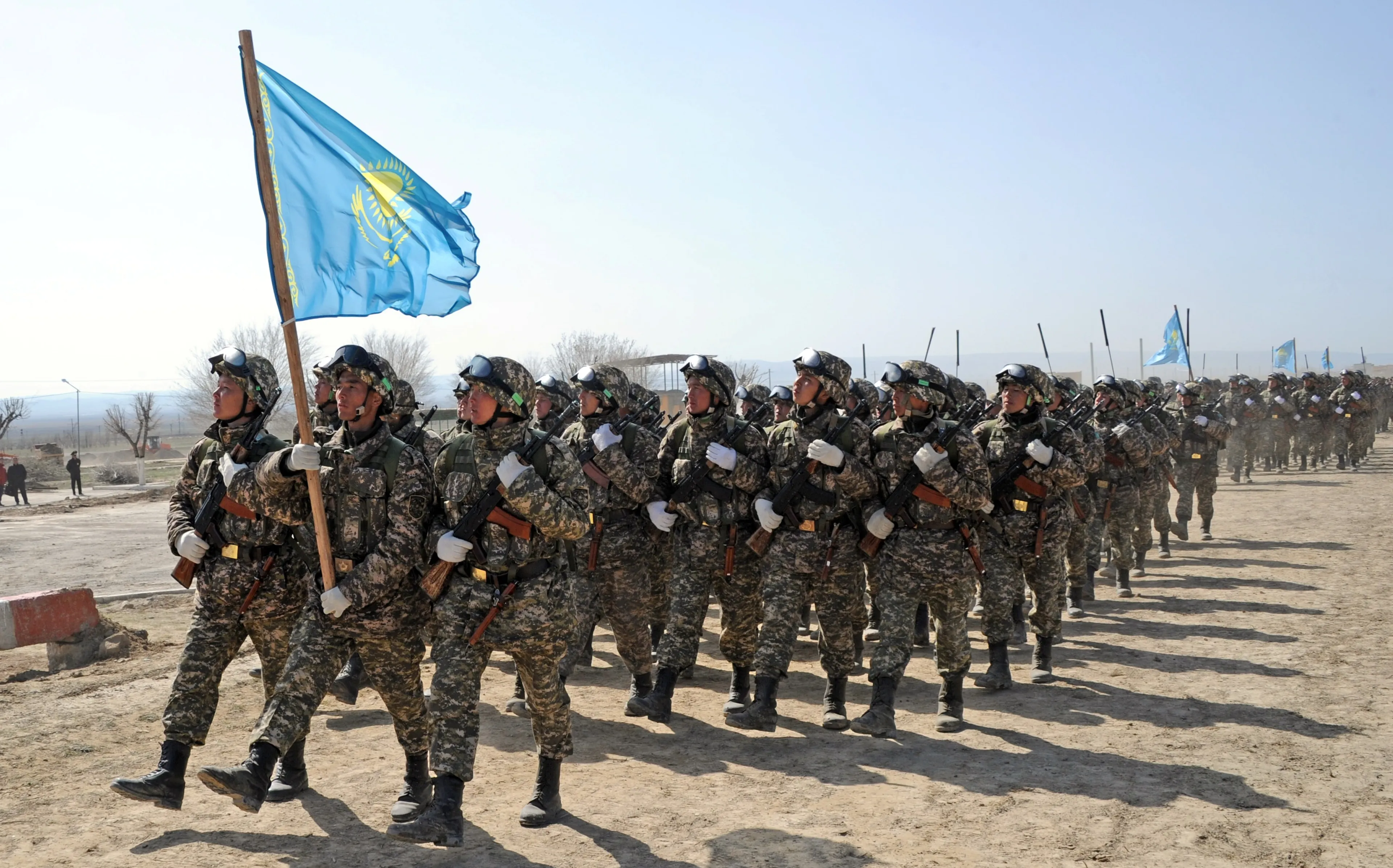 Капитал - На военной базе Отар готовятся к боевому параду