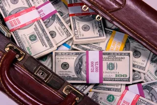 Капитал - Российские олигархи выводят активы из Лондона