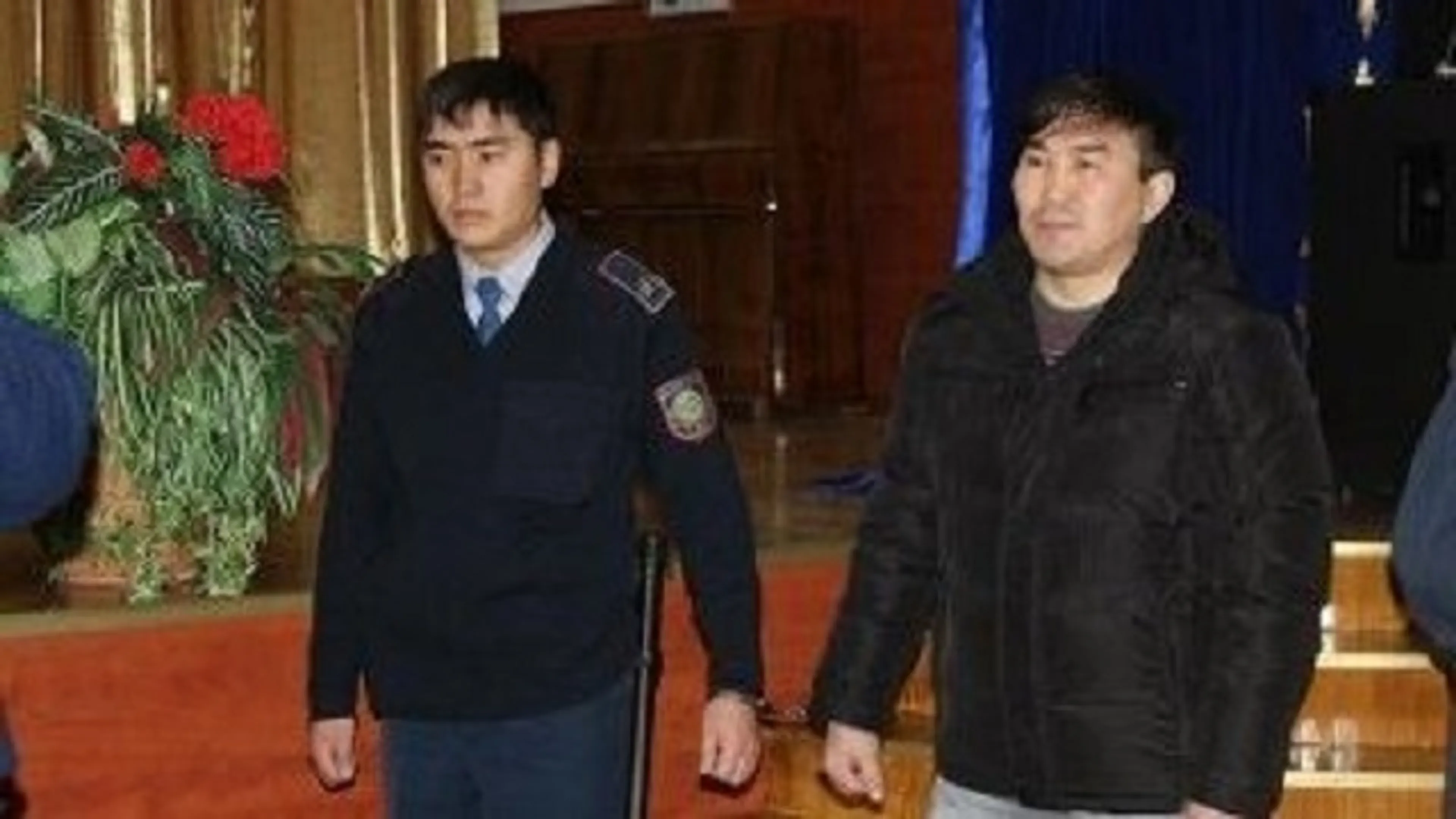 Капитал - Экс-глава дорожной полиции осужден на 10 лет за наркотики