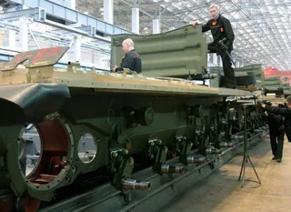 Капитал - Доходы 100 крупнейших оборонных компаний мира упали