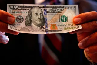 Капитал - В США вводят новые $100-ые банкноты