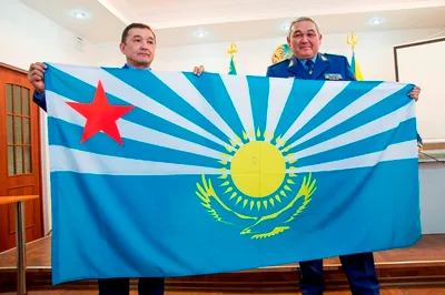 Флаг ВВС ВС РК почти 160 раз облетел земной шар