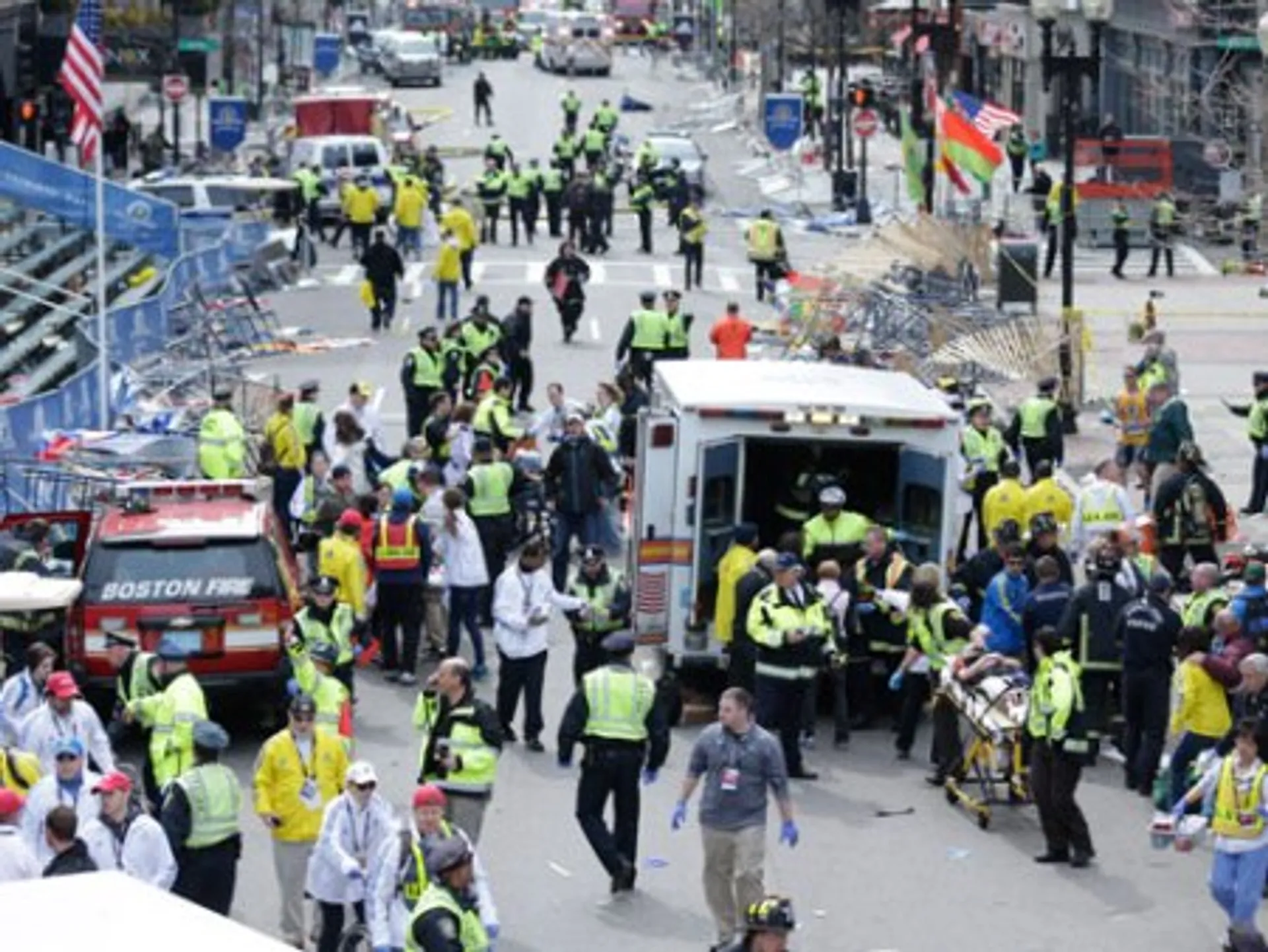 Капитал - Белый дом назвал происшествие в Бостоне терактом