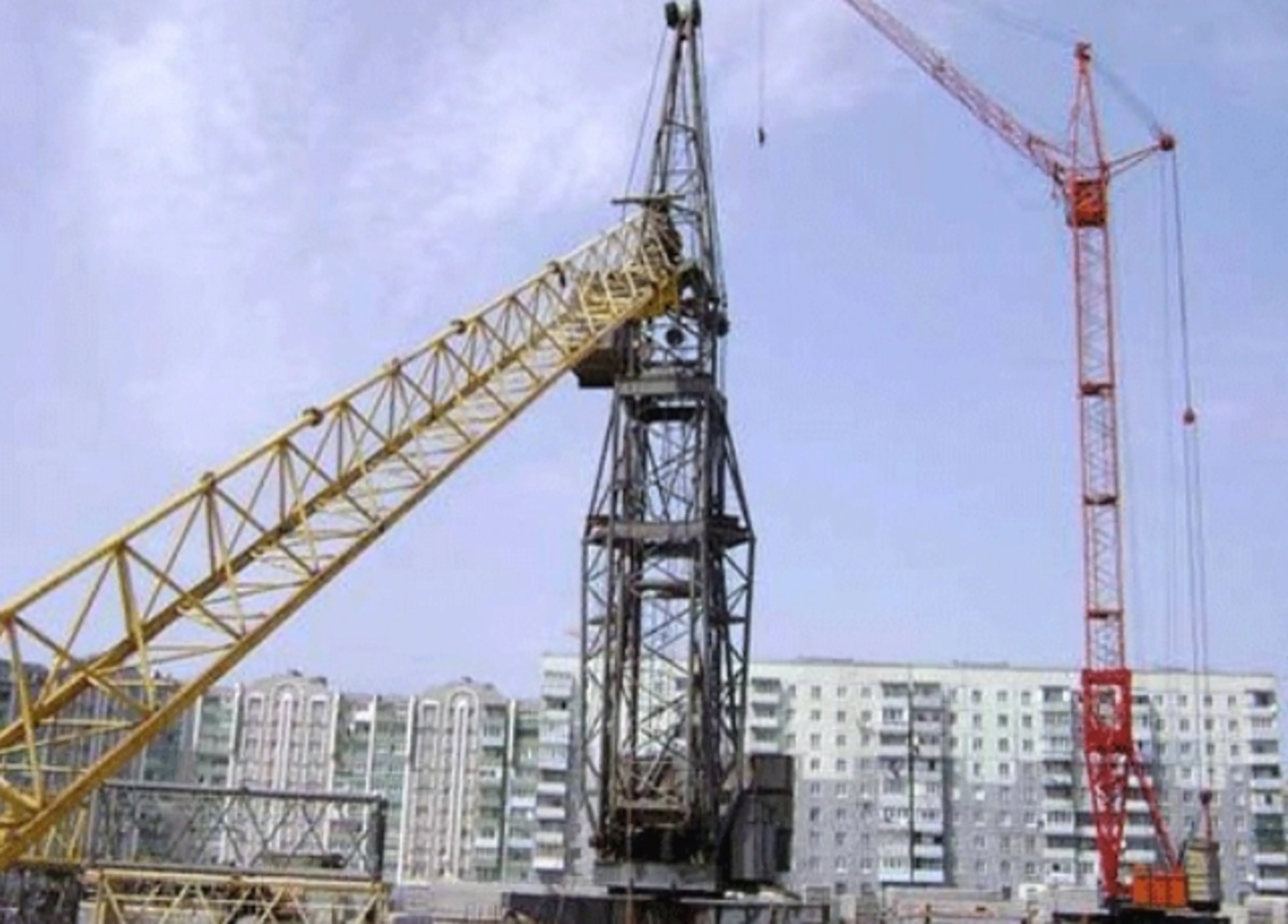 Капитал - В Астане строят жилья в 10 раз больше чем в области